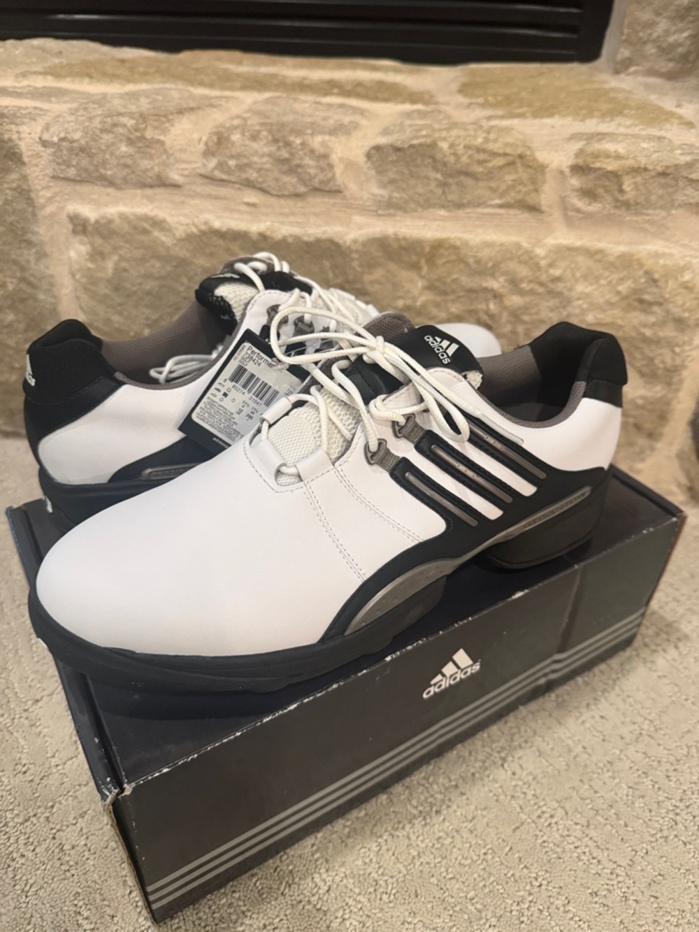adidas Men’s Perfomer Golf Shoes NWT